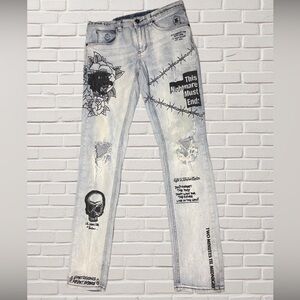 Tattoo Graphic Punk Distressed Grunge Indie Light Wash Edgy Denim Jeans 32W